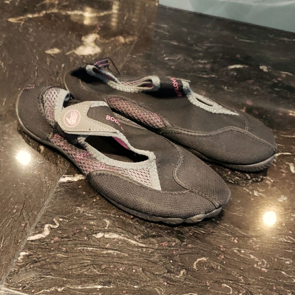 Body Gloce Water Shoes